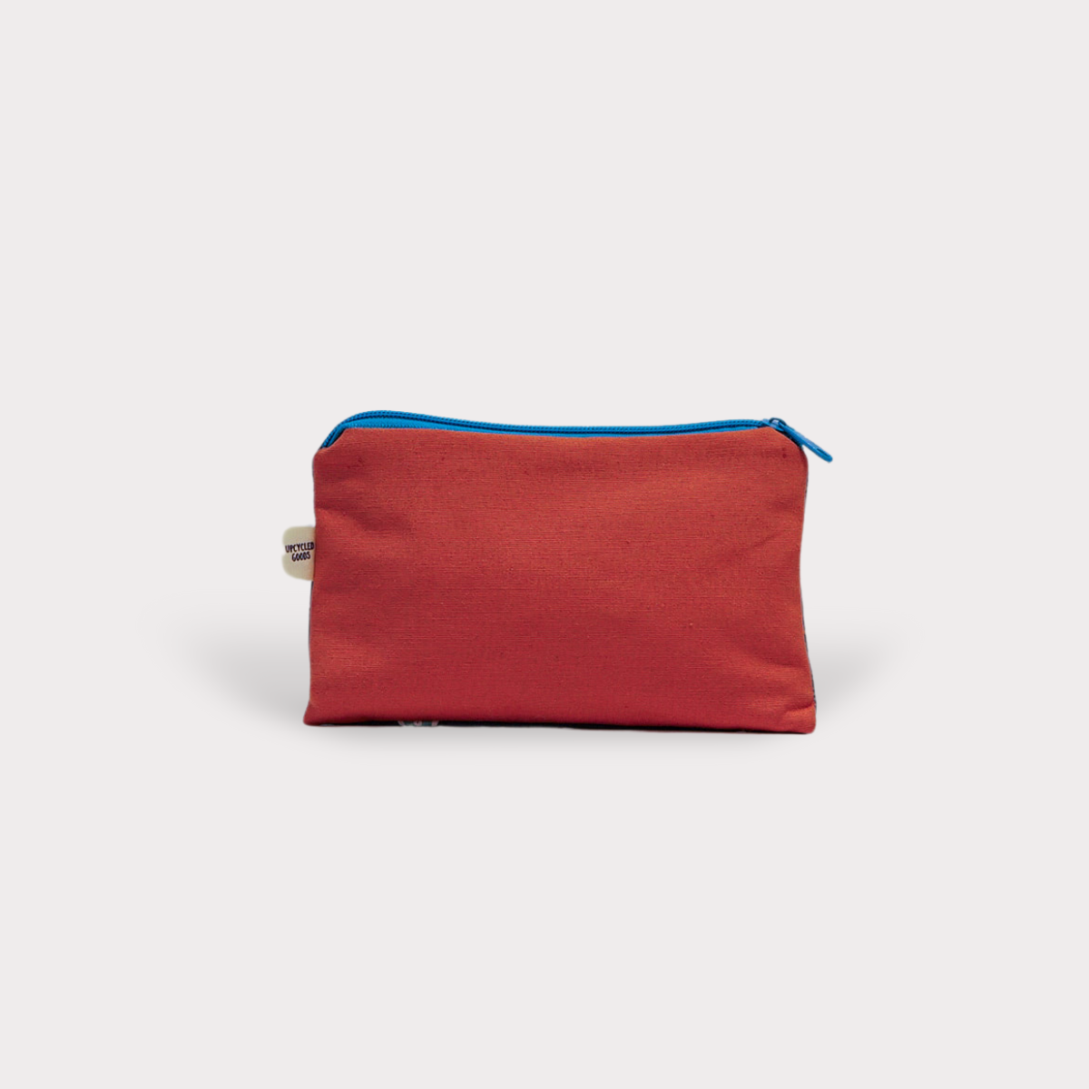Small Pouch . Crazy Seagulls. Fabrics.