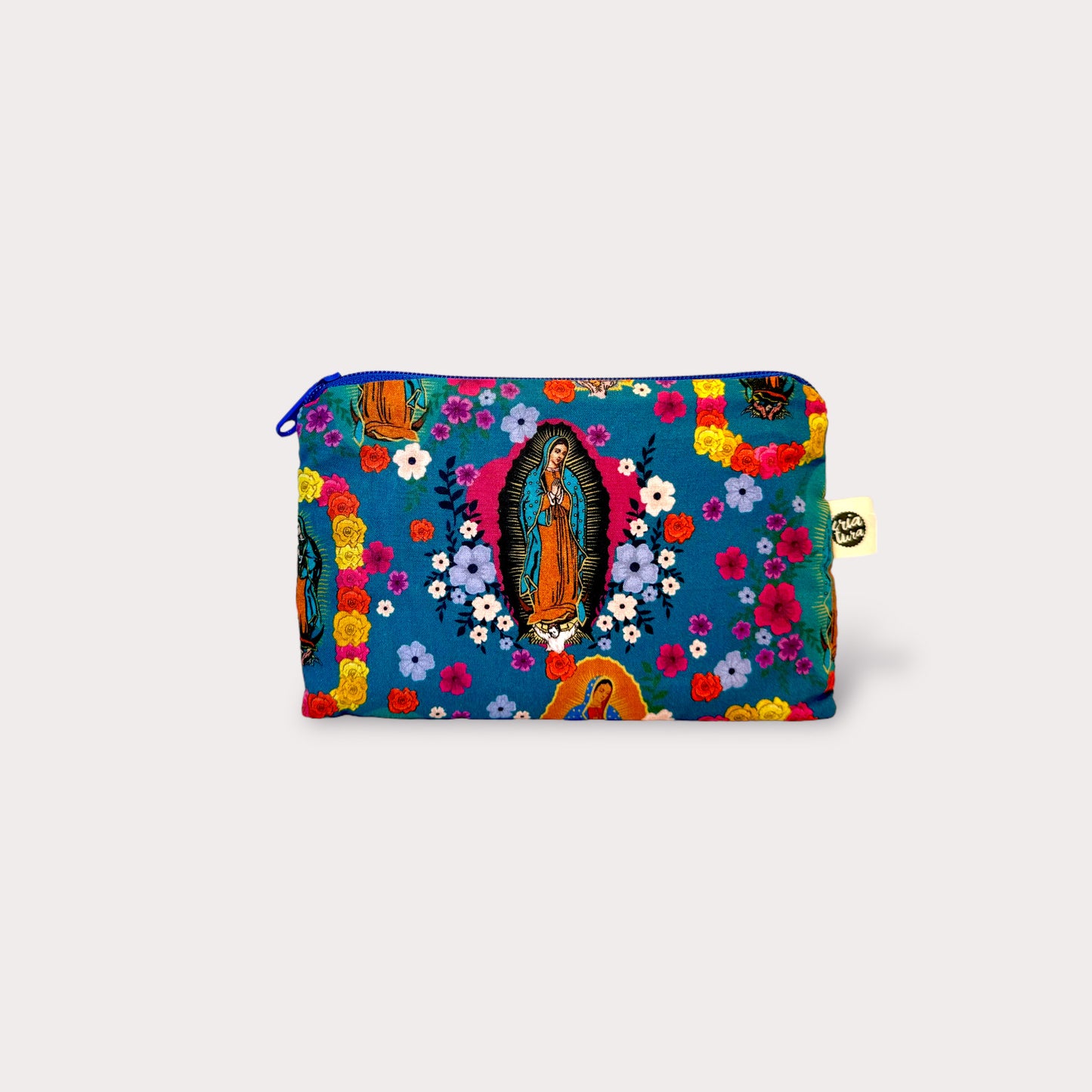 Small Pouch . Maria. Fabrics.