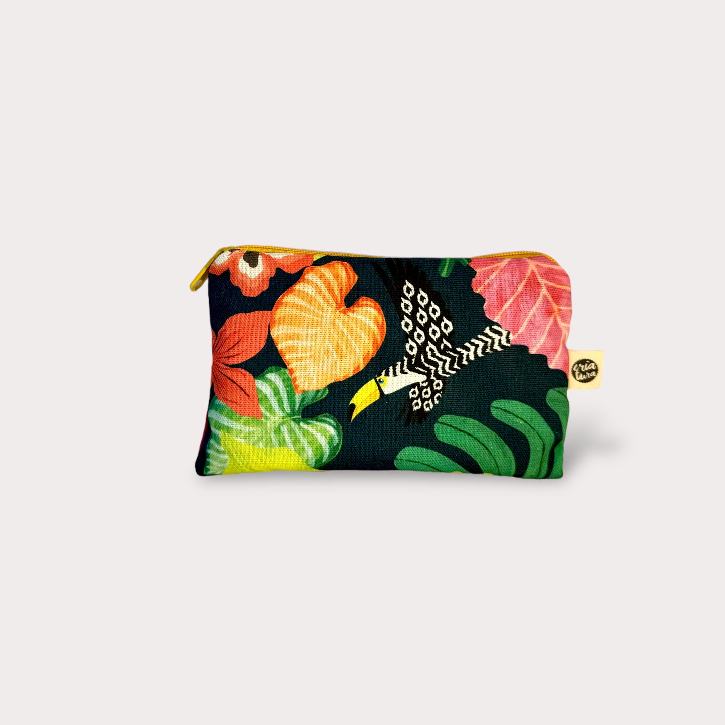 Small Pouch . Toco. Fabrics.