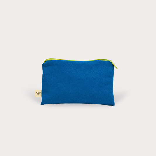 Small Pouch . Surfersworld. Fabrics.