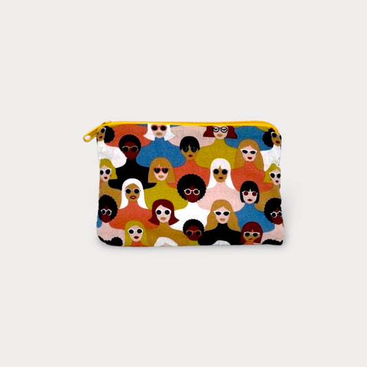 Small Pouch . All the Women. Fabrics.
