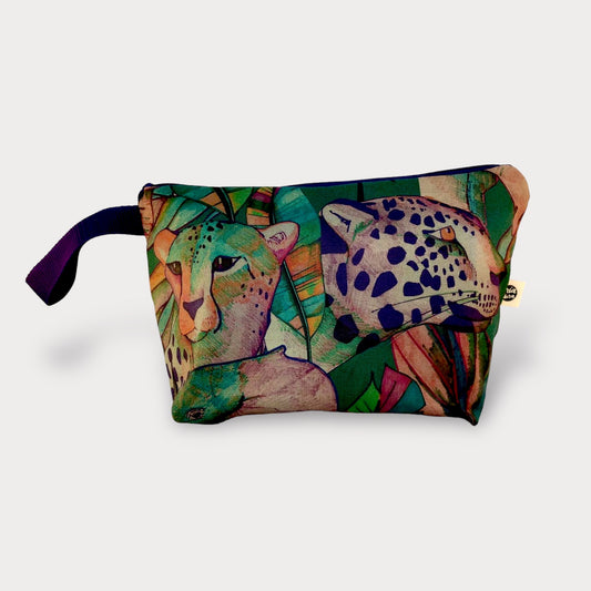 Overnight Bag . Leopard. Fabric